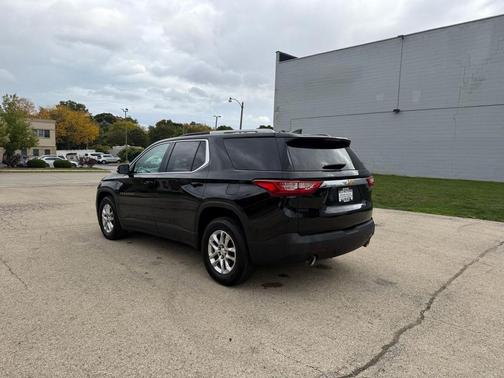 2018 Chevrolet Traverse LT Cloth