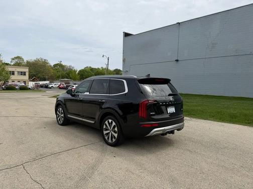 Ebony Black 2020 Kia Telluride S
