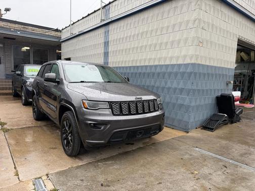 2020 Jeep Grand Cherokee Altitude