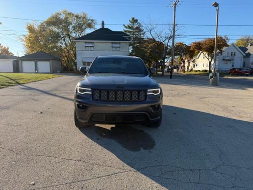 2020 Jeep Grand Cherokee Altitude