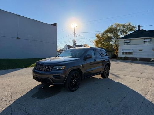 2020 Jeep Grand Cherokee Altitude