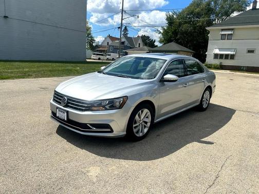 2018 Volkswagen Passat SE