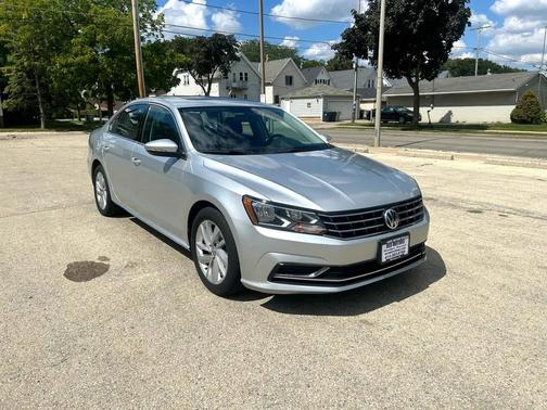2018 Volkswagen Passat SE