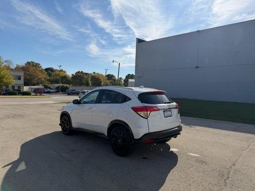 2021 Honda HR-V AWD Sport