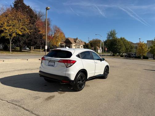 2021 Honda HR-V AWD Sport