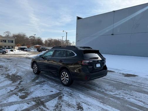 2022 Subaru Outback Premium