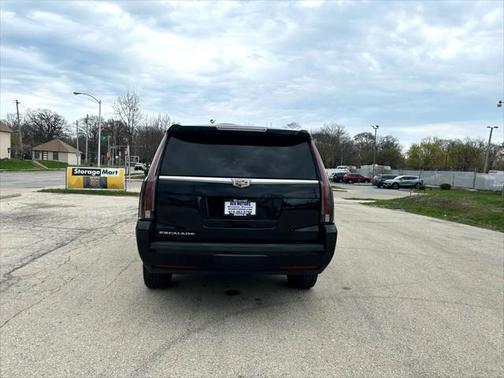 2018 Cadillac Escalade ESV Luxury
