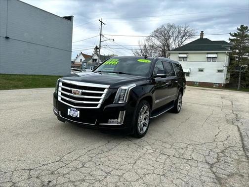 2018 Cadillac Escalade ESV Luxury