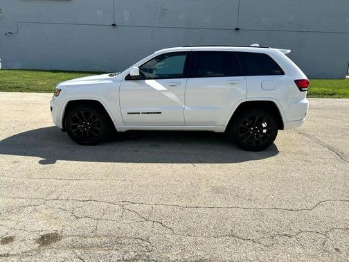 2018 Jeep Grand Cherokee Laredo E