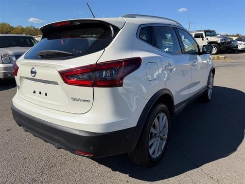 2020 Nissan Rogue Sport SV