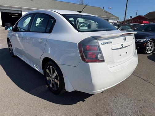 2011 Nissan Sentra 2.0 SR