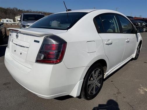 2011 Nissan Sentra 2.0 SR