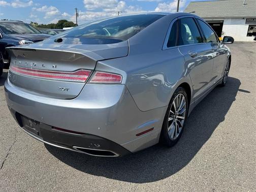 2020 Lincoln MKZ Standard