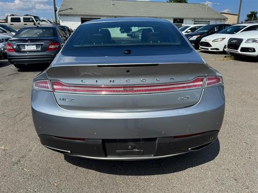 2020 Lincoln MKZ Standard
