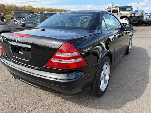 2001 Mercedes-Benz SLK-Class Base