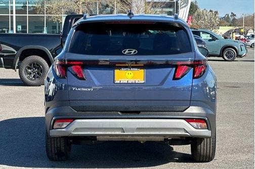 2025 Hyundai TUCSON SEL