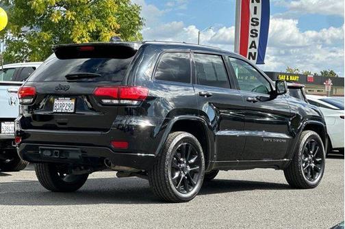 2020 Jeep Grand Cherokee Altitude