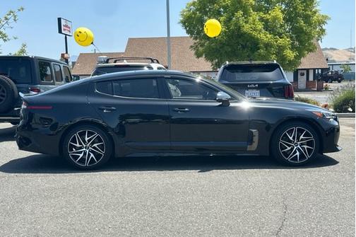 2022 Kia Stinger GT-Line