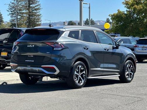 2025 Kia Sportage Hybrid EX