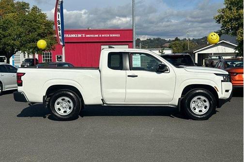 2024 Nissan Frontier S