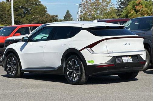 2023 Kia EV6 Light