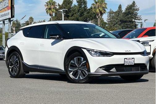 2023 Kia EV6 Light