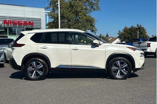 2021 Nissan Rogue SL