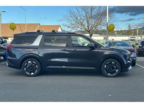 2025 Kia Carnival EX