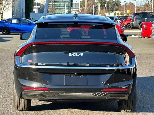 2025 Kia EV6 Wind