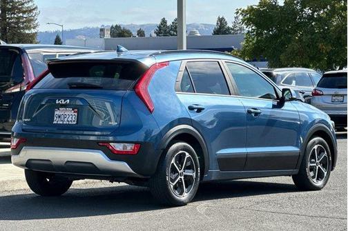 2024 Kia Niro Plug-In Hybrid EX