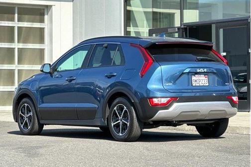 2024 Kia Niro Plug-In Hybrid EX