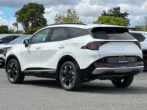 Snow White Pearl 2026 Kia Sportage Hybrid SX-Prestige