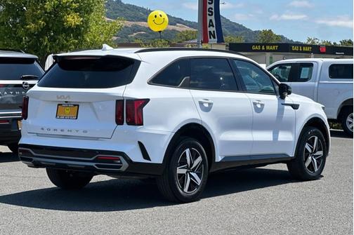 2022 Kia Sorento S