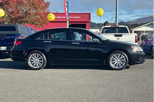 2013 Chrysler 200 Limited