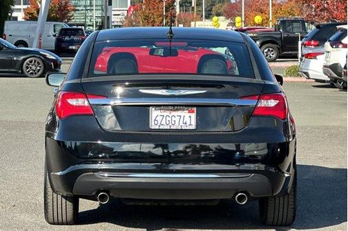 2013 Chrysler 200 Limited