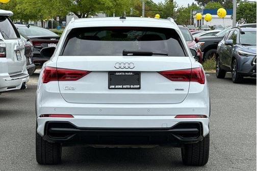 2019 Audi Q3 2.0T S line Prestige
