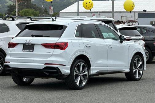 2019 Audi Q3 2.0T S line Prestige
