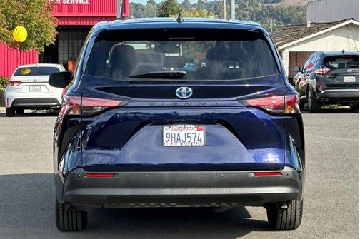 2022 Toyota Sienna XLE