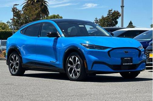 2022 Ford Mustang Mach-E Premium