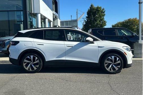 2023 Volkswagen ID.4 Pro