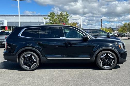 Ebony Black 2024 Kia Telluride EX