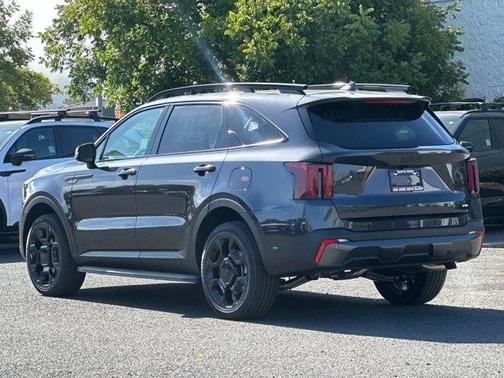 2025 Kia Sorento X-Line EX