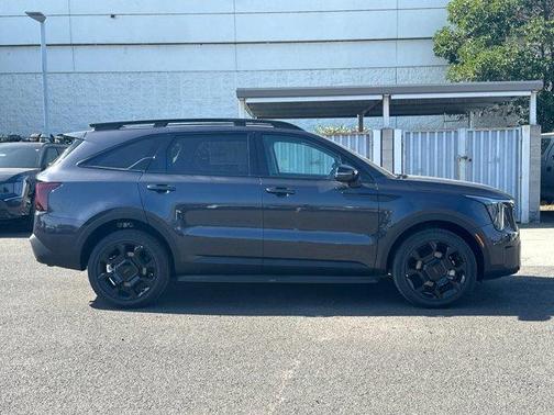 2025 Kia Sorento X-Line EX