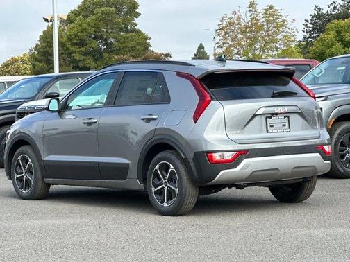 2025 Kia Niro EX