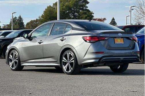 2022 Nissan Sentra SR
