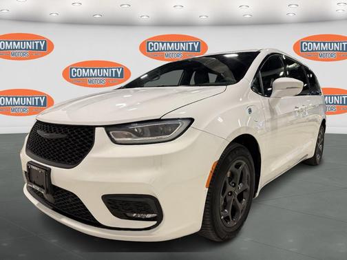 2022 Chrysler Pacifica Hybrid Touring L