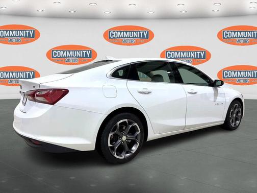 2022 Chevrolet Malibu LT
