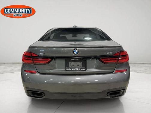 2019 BMW 750 i xDrive