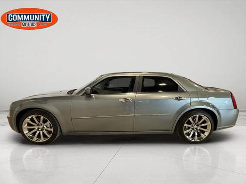 2006 Chrysler 300 SRT8