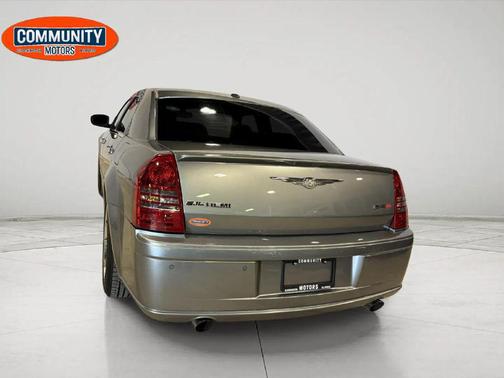 2006 Chrysler 300 SRT8